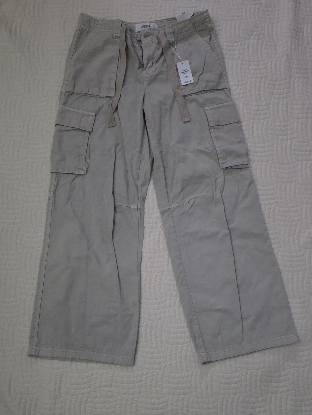 NWT Ardene Light Beige Cargo Pants with Utility Pockets